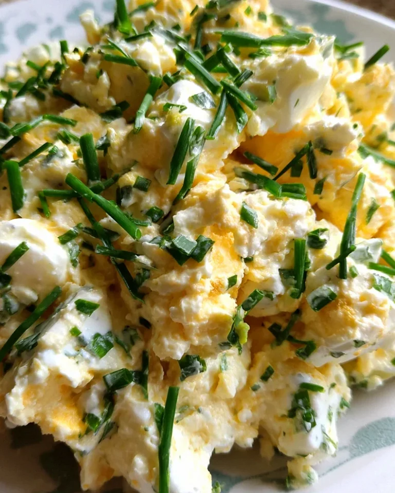 Eiersalat aus körnigem Frischkäse